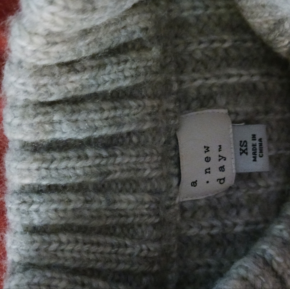A.new.day. @Target, heather grey, fuzzy cable knit, XS sweater - Picture 3 of 4